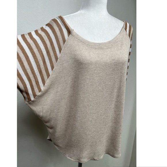 Daftbird Size Small Pullover  Knit Light Sweater oversized - Picture 3 of 10